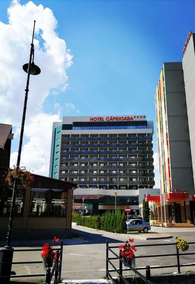 Отель Hotel Caprioara Ковасна-5